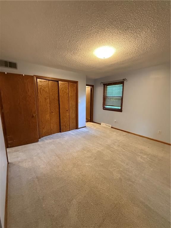 Photo 21 of 34 - 801 Overbrook Drive