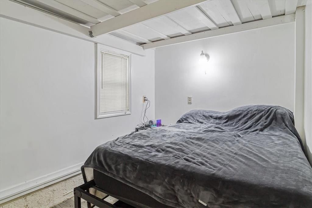 212 W North Street — photo 23