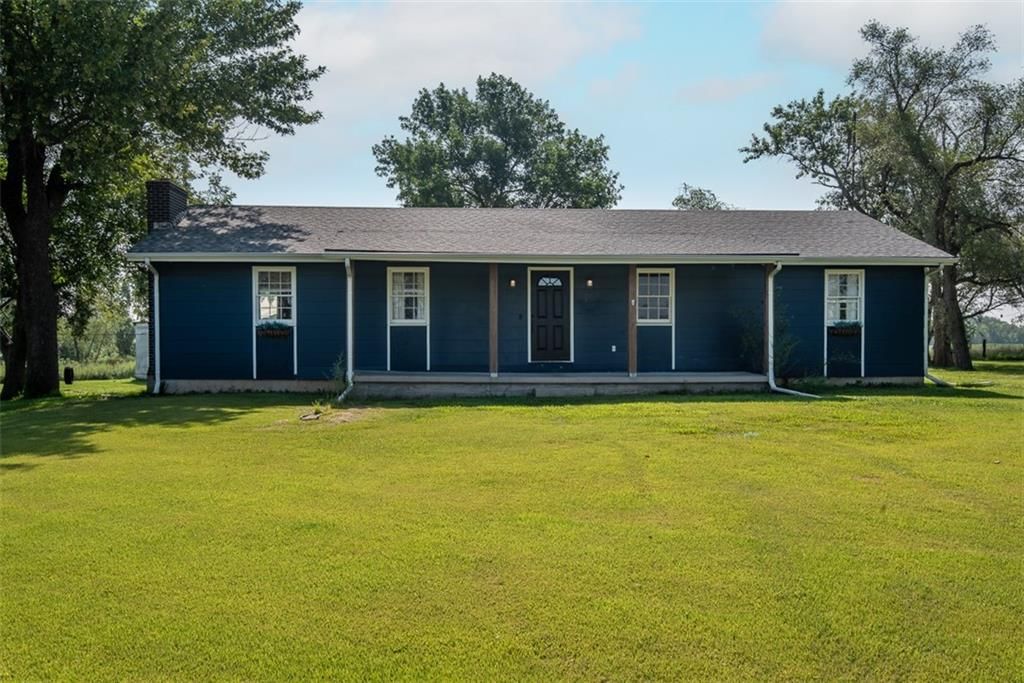 3297 Indiana Road, Ottawa, KS