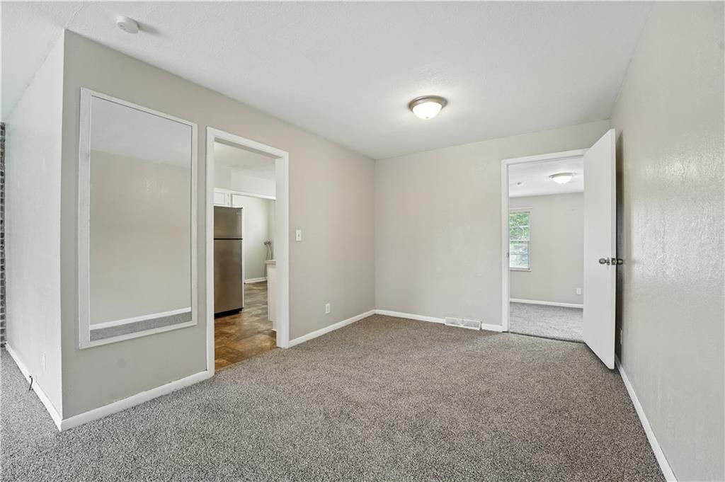 11405 Myrtle Avenue — photo 11