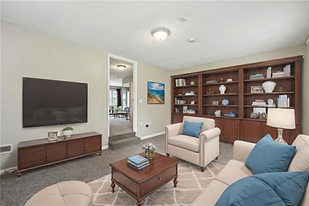 11405 Myrtle Avenue — photo 25
