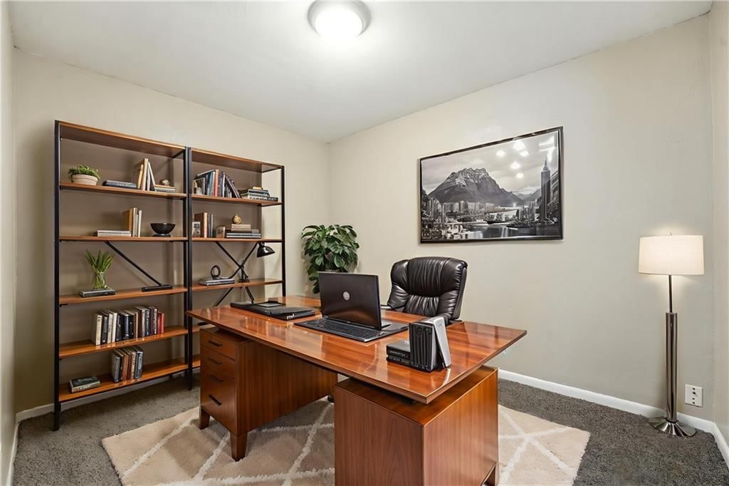 11405 Myrtle Avenue — photo 29