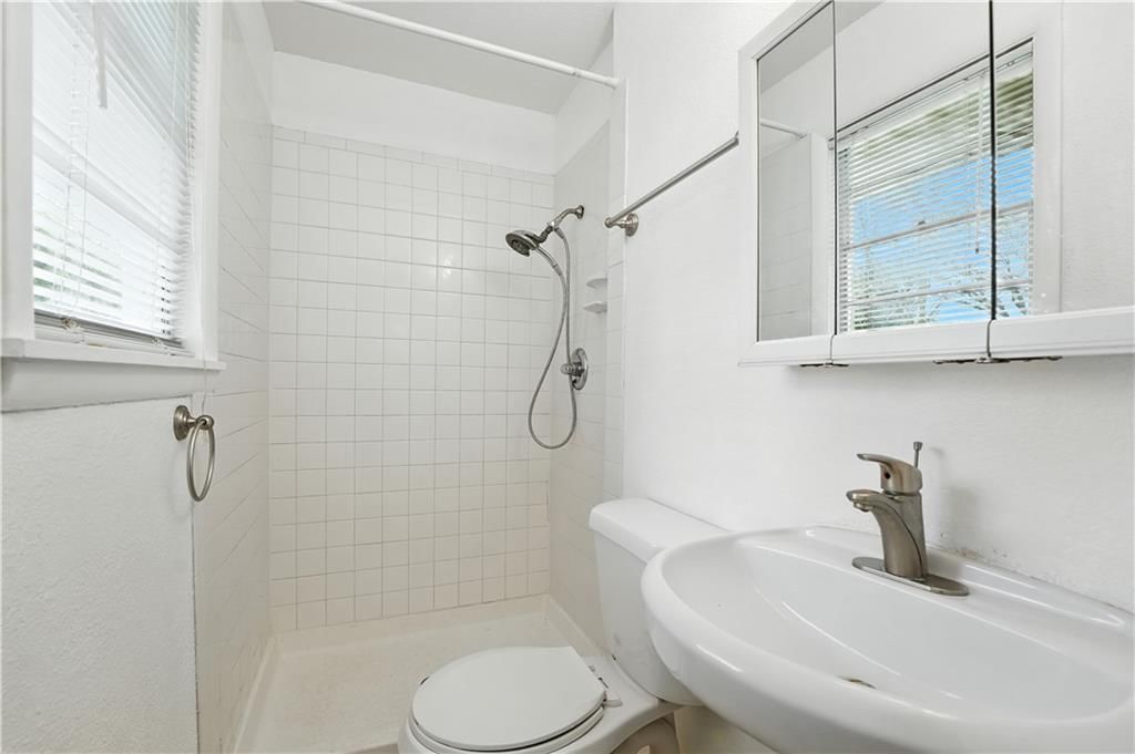 11405 Myrtle Avenue — photo 36