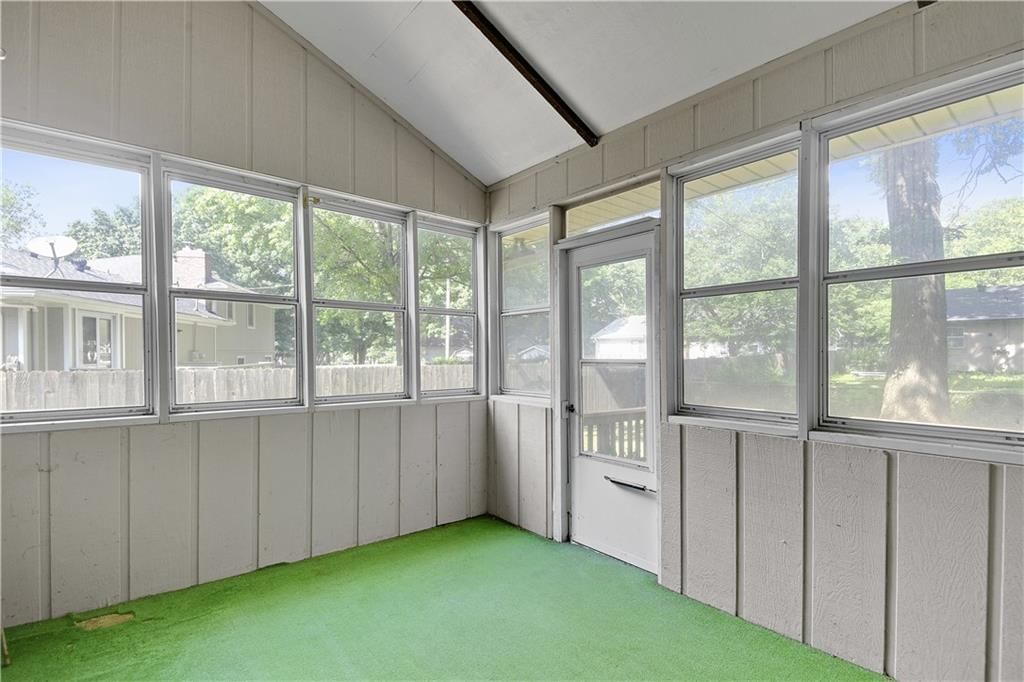 207 S Broadmoor Street — photo 13