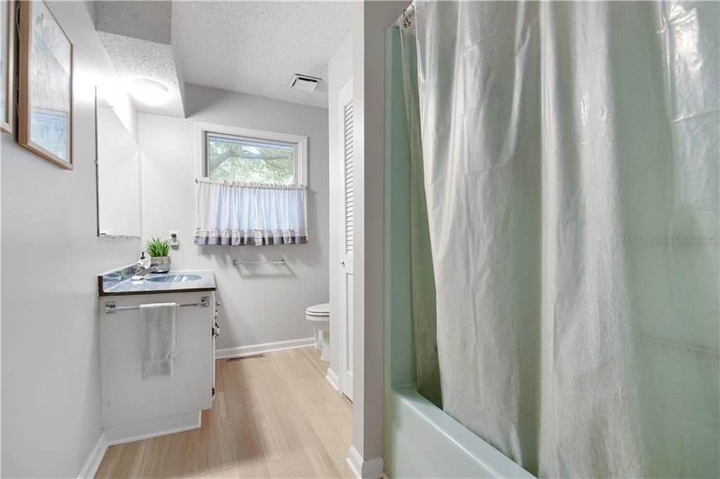 207 S Broadmoor Street — photo 19