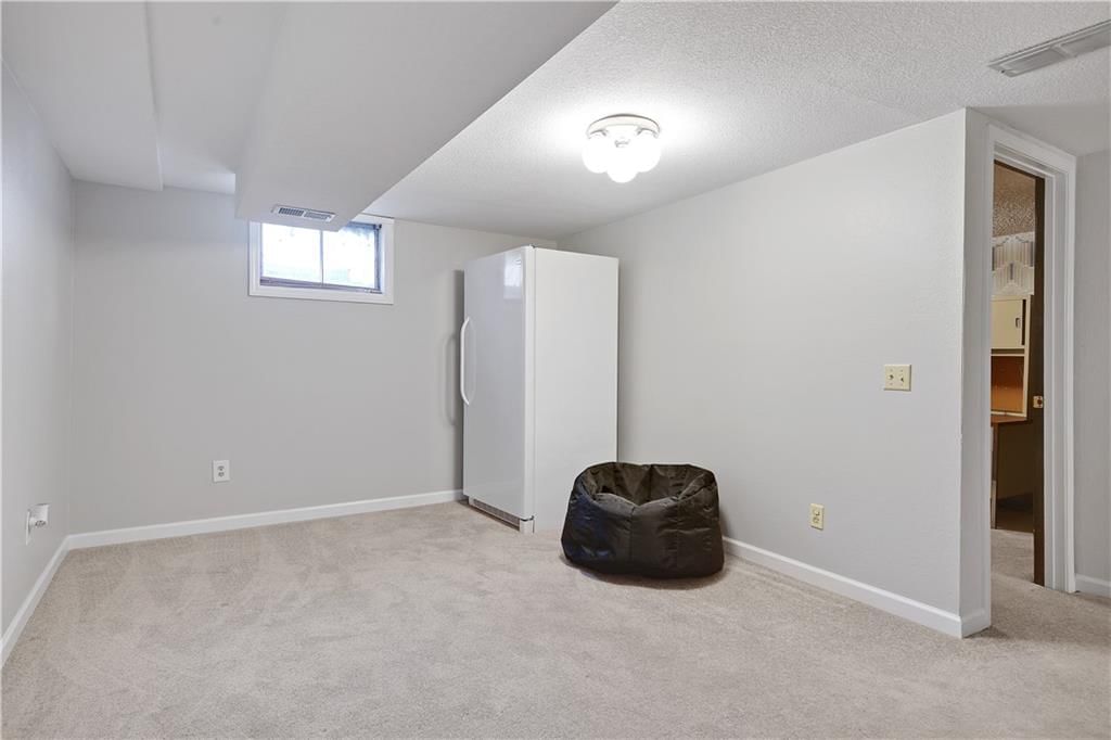 207 S Broadmoor Street — photo 22