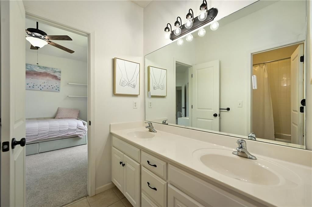2512 W 145th Street — photo 26