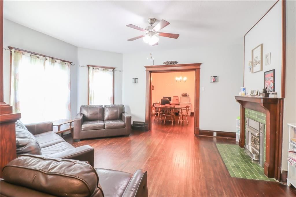 704 S Olive Street — photo 5