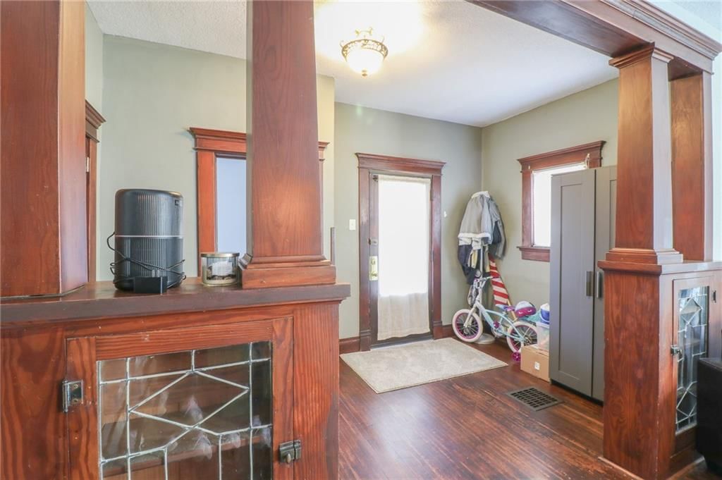 704 S Olive Street — photo 30