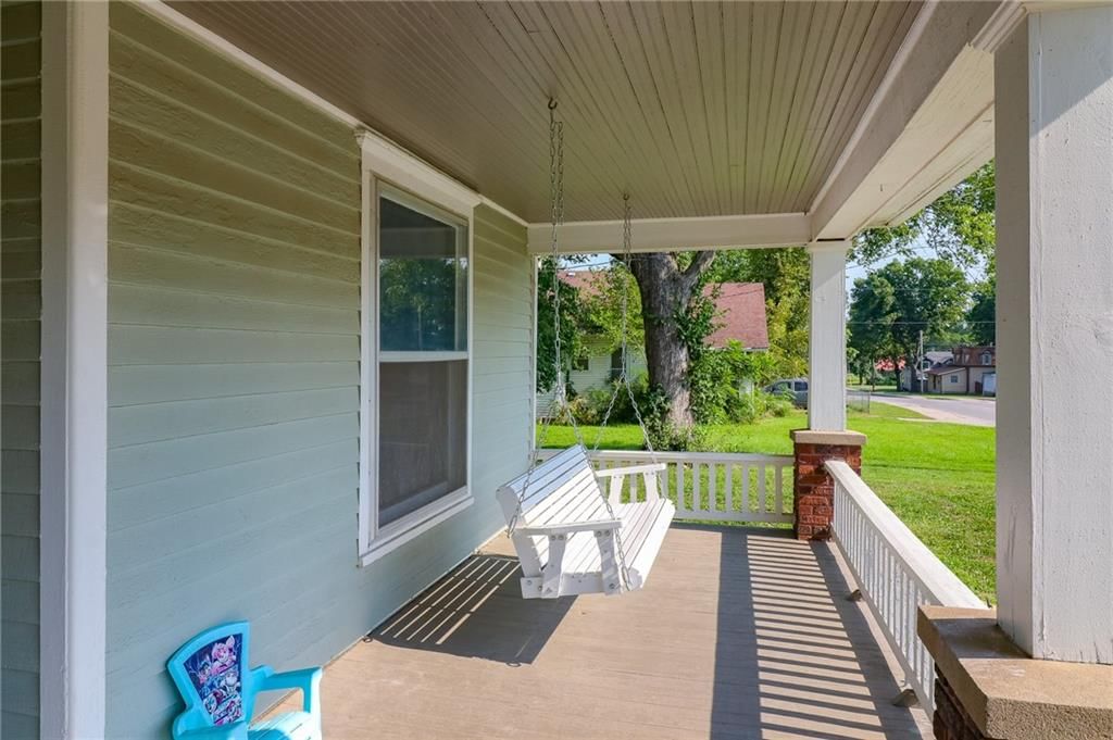 704 S Olive Street — photo 31