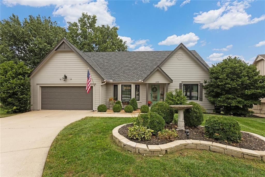 Photo 1 of 56 - 622 NE Fairington Court