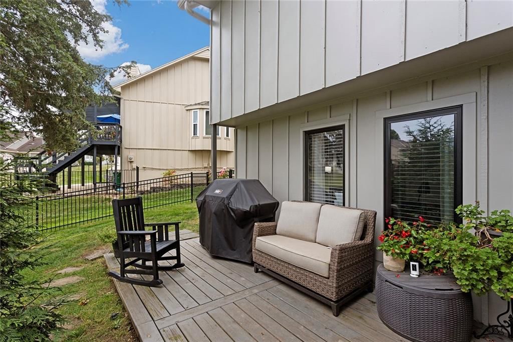Photo 46 of 56 - 622 NE Fairington Court