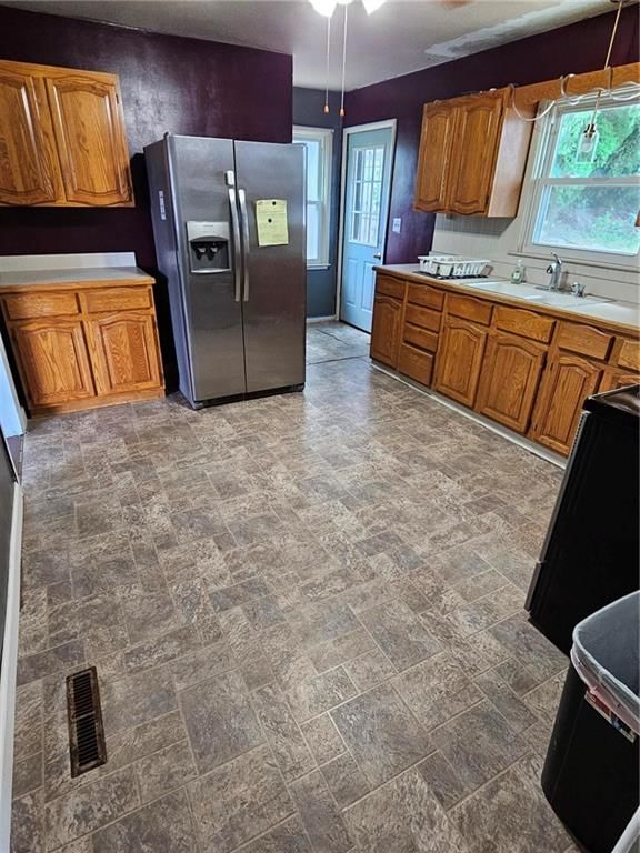 Photo 5 of 22 - 720 N 20th Street