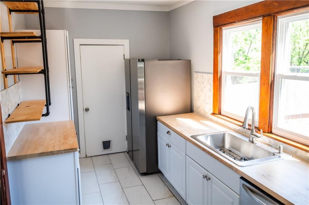 131 N Chelsea Avenue — photo 12