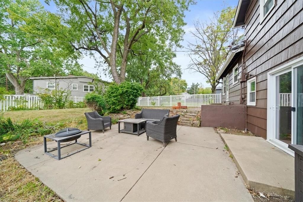 Photo 36 of 48 - 9020 Grandview Drive