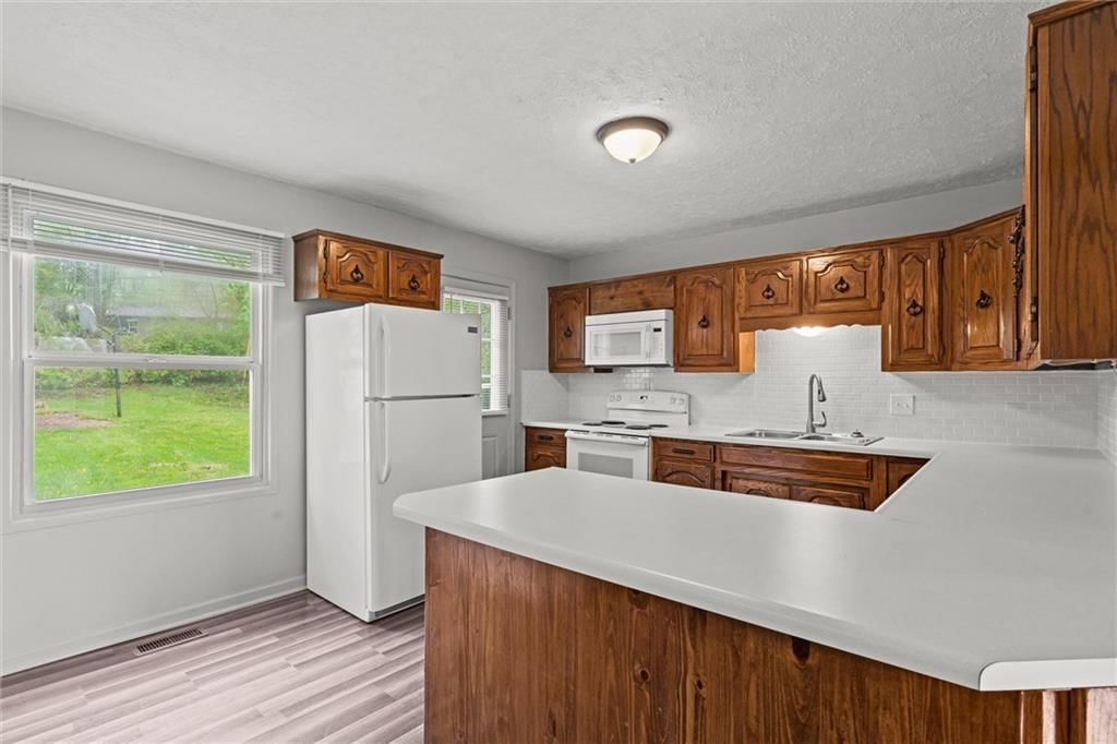 15016 Fuller Street — photo 3