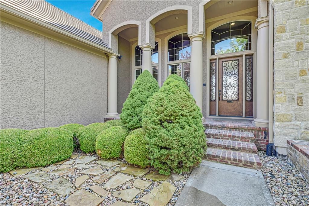 Photo 6 of 71 - 5605 Golden Bear Drive