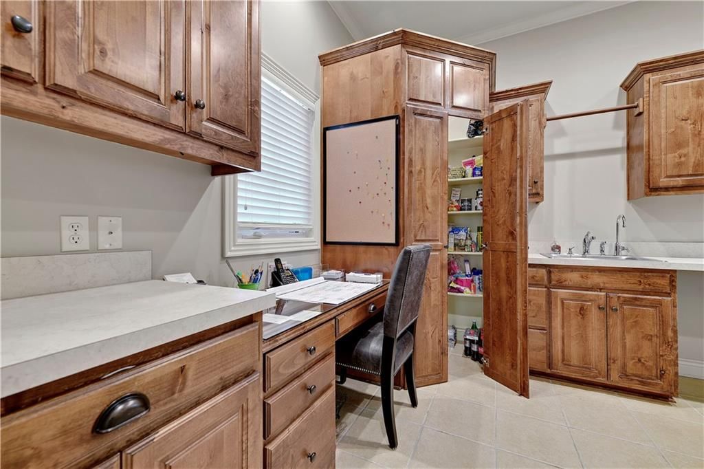 Photo 31 of 71 - 5605 Golden Bear Drive