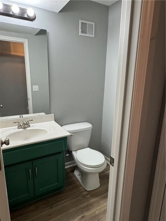 1647 SW Highland Drive — photo 6