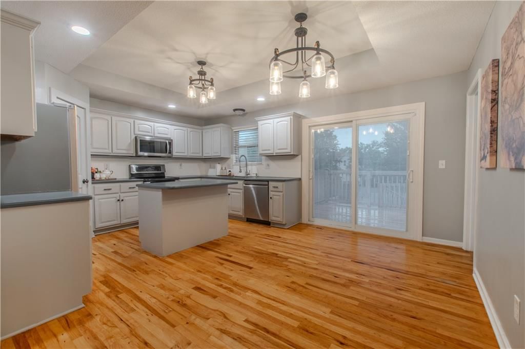 411 Eagle Glen Drive — photo 10