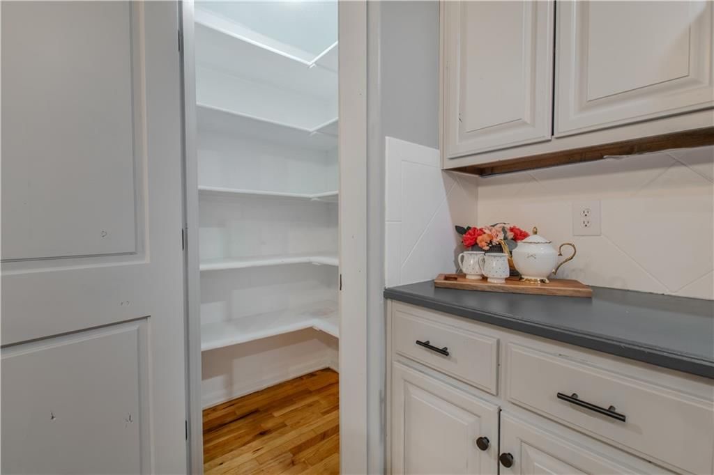 411 Eagle Glen Drive — photo 13