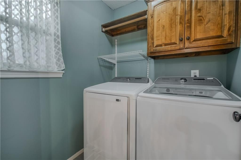 411 Eagle Glen Drive — photo 16