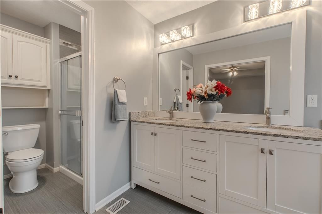 411 Eagle Glen Drive — photo 27