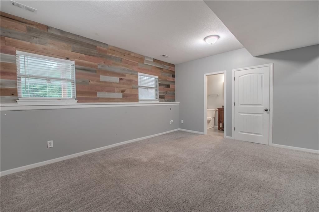 411 Eagle Glen Drive — photo 30