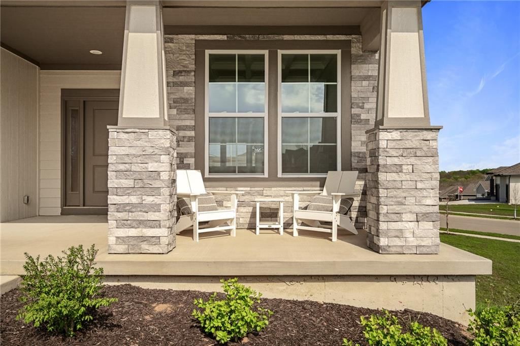 11448 S Langley Street — photo 3