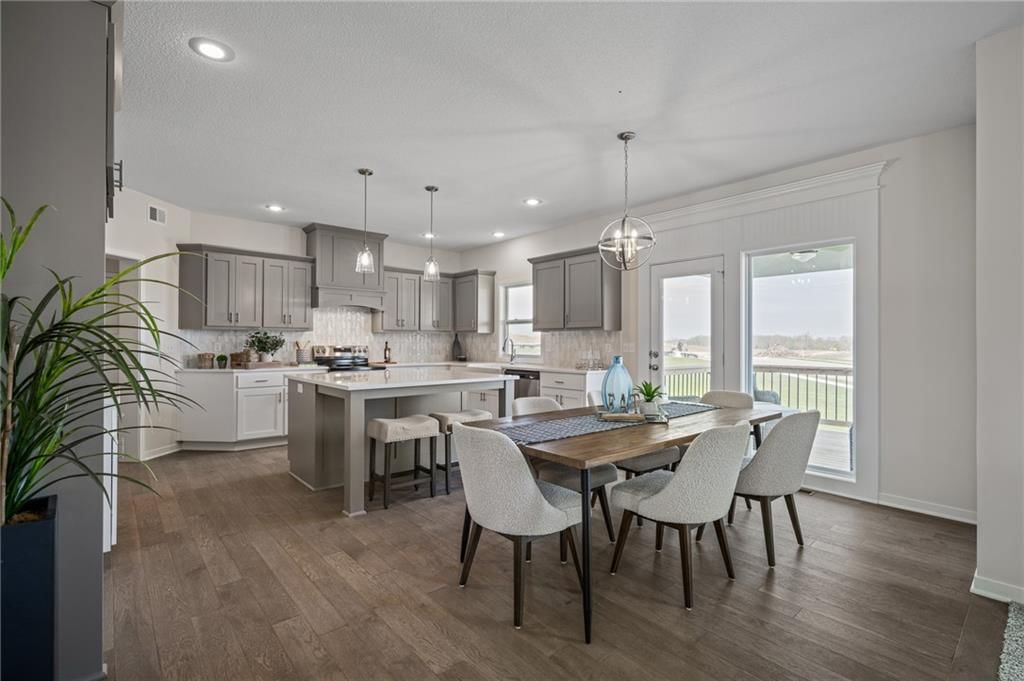 11448 S Langley Street — photo 14