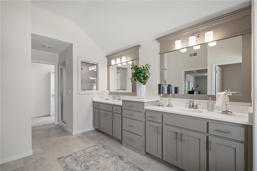 11448 S Langley Street — photo 34