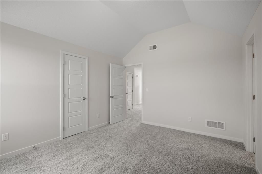 11448 S Langley Street — photo 43