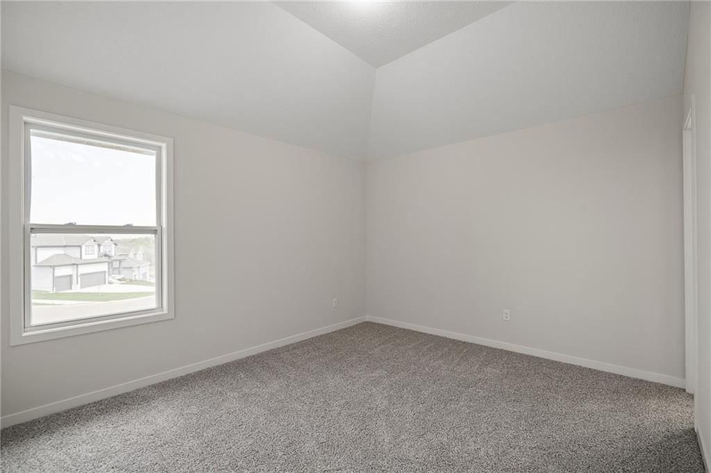 11448 S Langley Street — photo 45