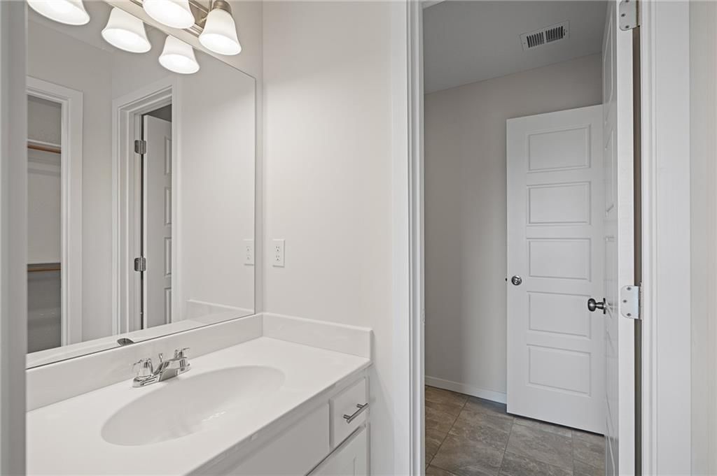 11448 S Langley Street — photo 51