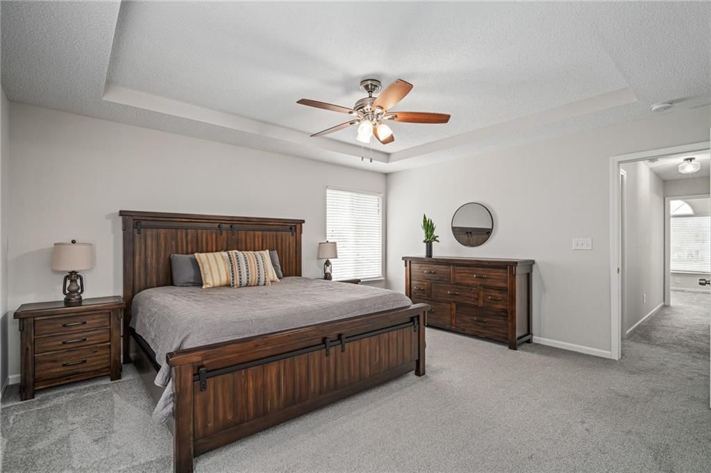 1040 NE Queens Court — photo 14