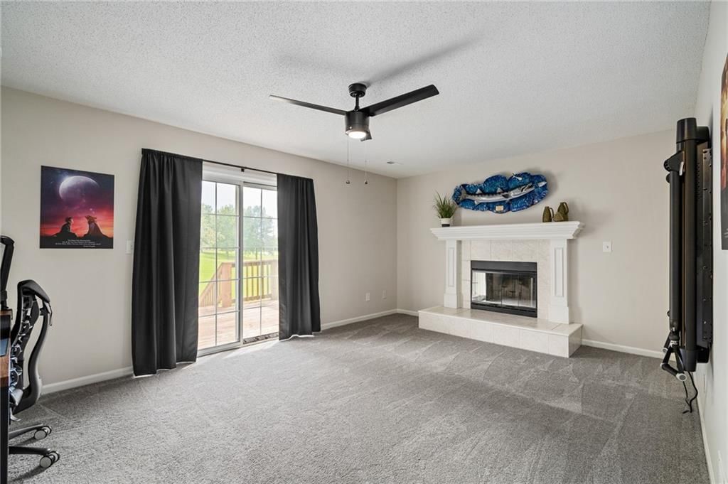 1040 NE Queens Court — photo 21