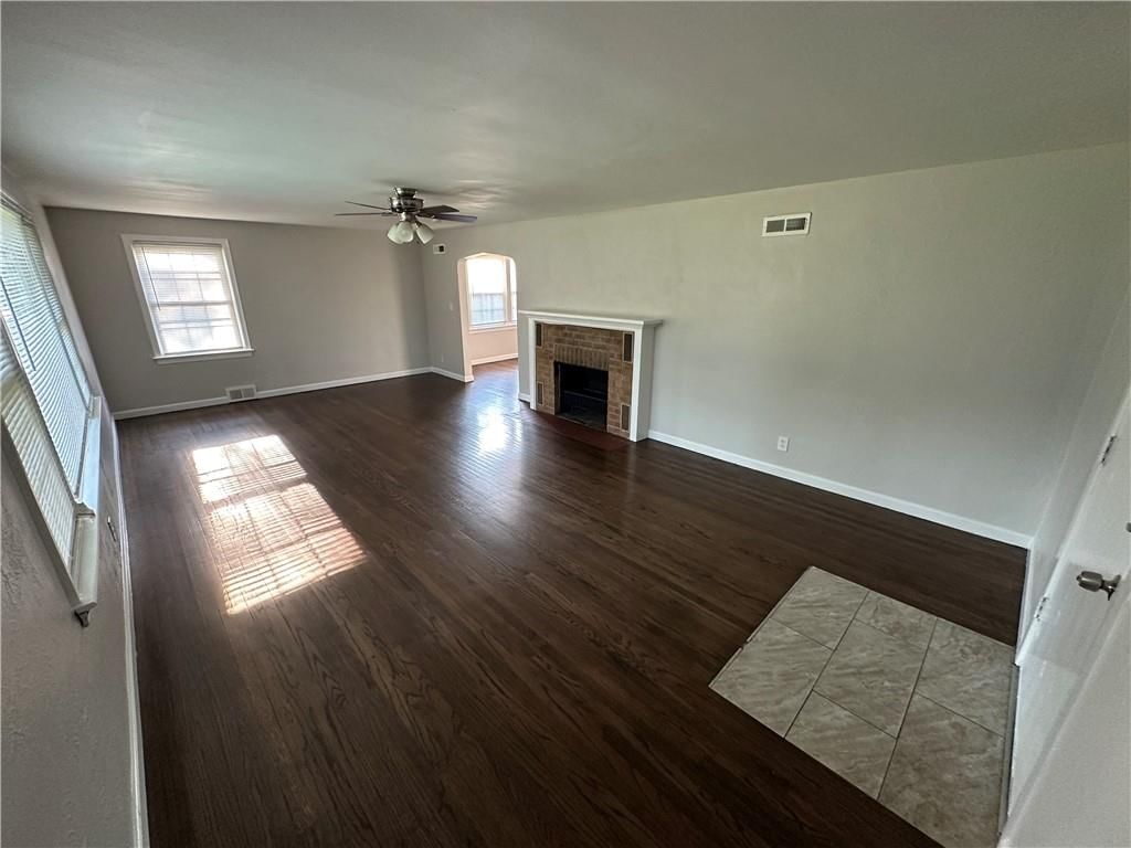 11306-11308 E Winner Road — photo 8