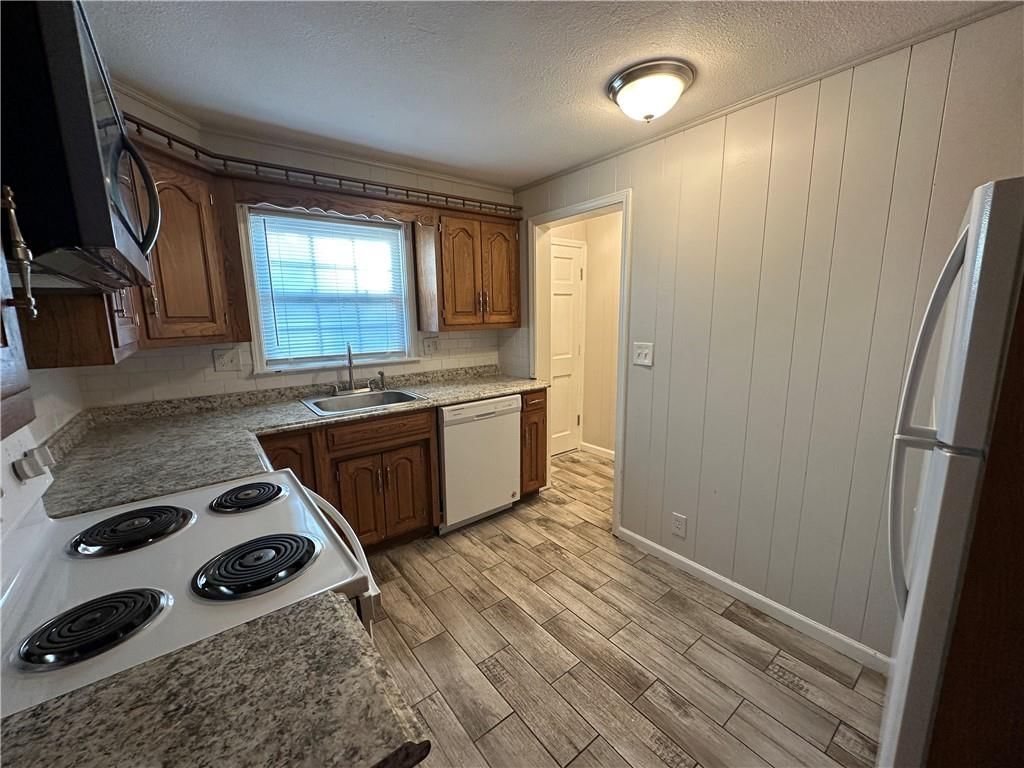 11306-11308 E Winner Road — photo 12