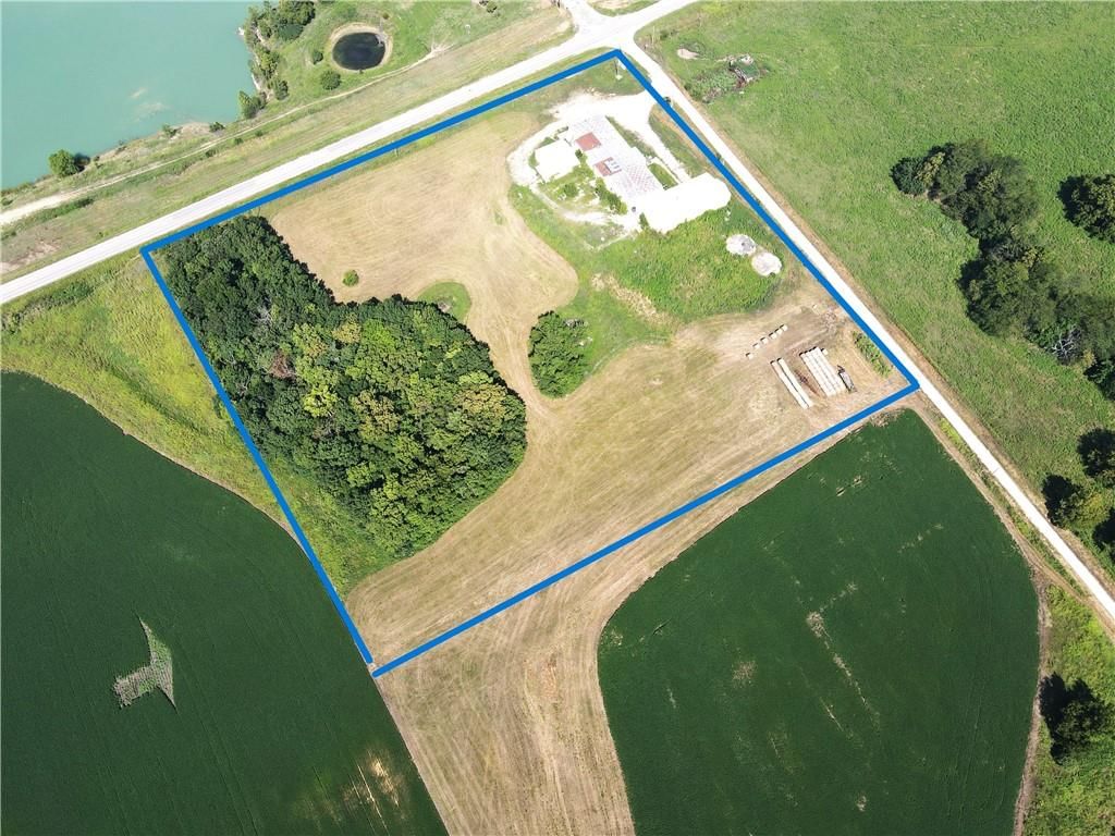 1292 SW 125 Road, Holden, MO