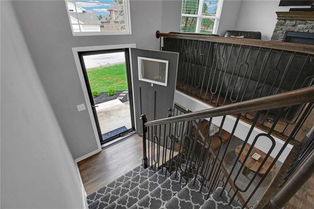 Photo 5 of 28 - 508 Wright Street