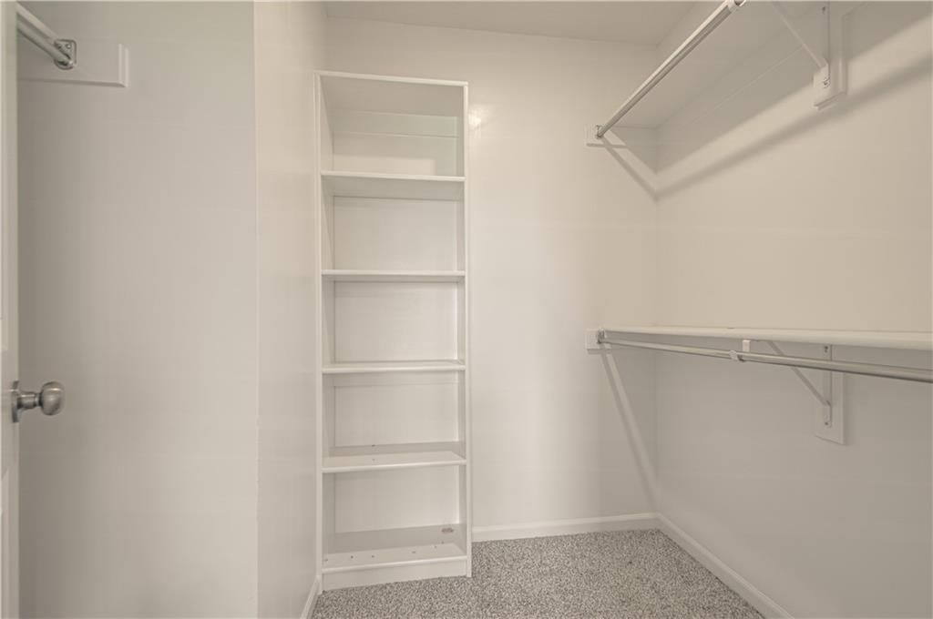 Photo 16 of 27 - 20935 E 8th Street S