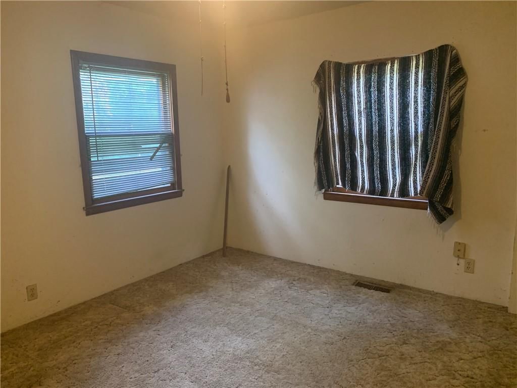 714 W 3rd Street — photo 5