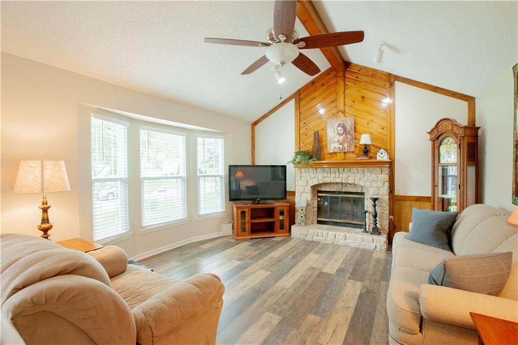 14913 W 149th Street — photo 5