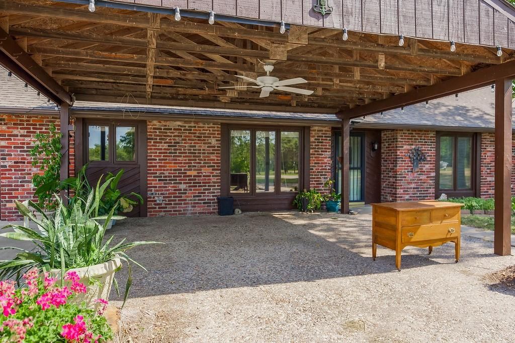 Photo 5 of 47 - 15028 150th Street