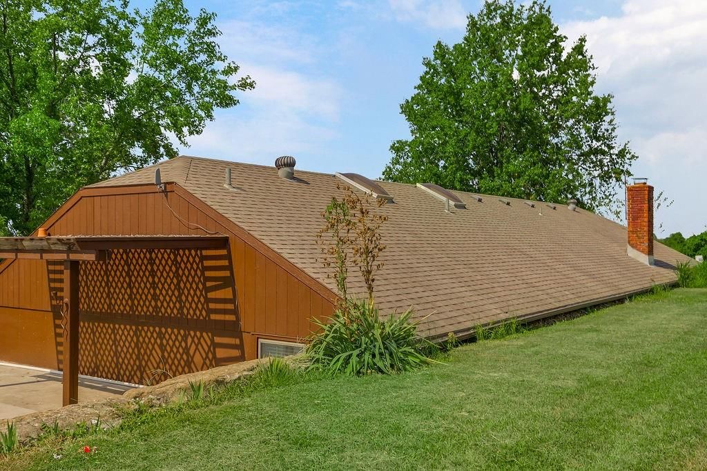 Photo 13 of 47 - 15028 150th Street
