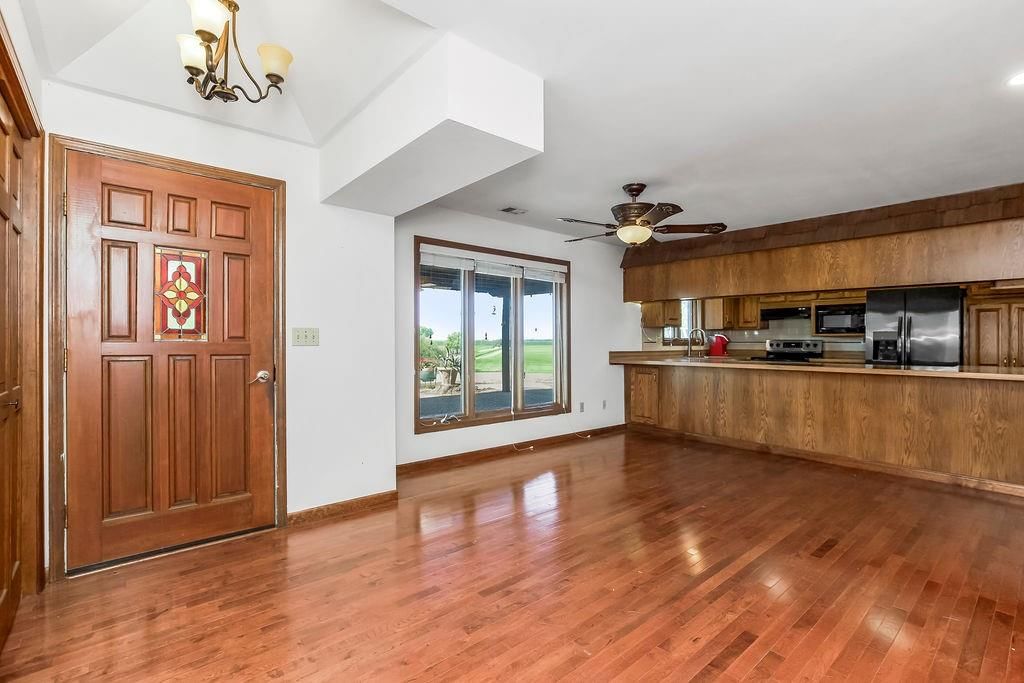Photo 25 of 47 - 15028 150th Street