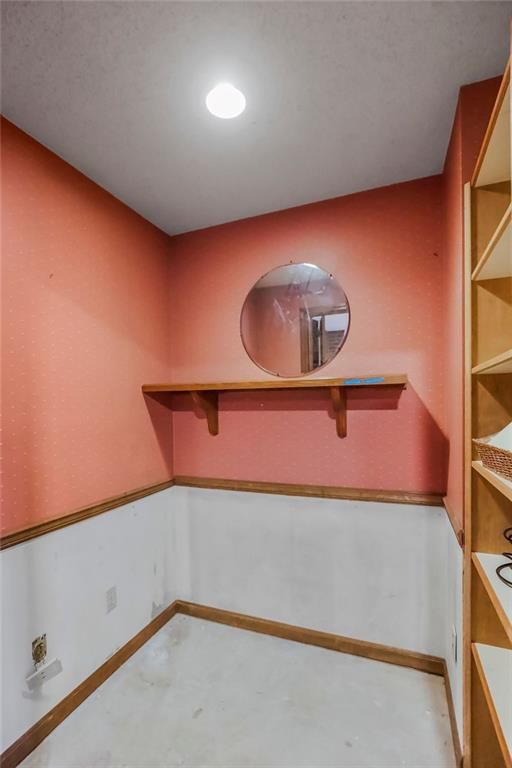 Photo 32 of 47 - 15028 150th Street