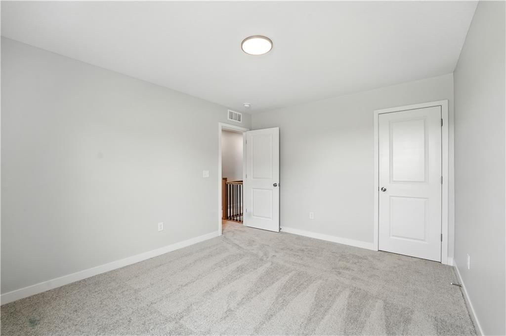 709 Glenn Circle — photo 30