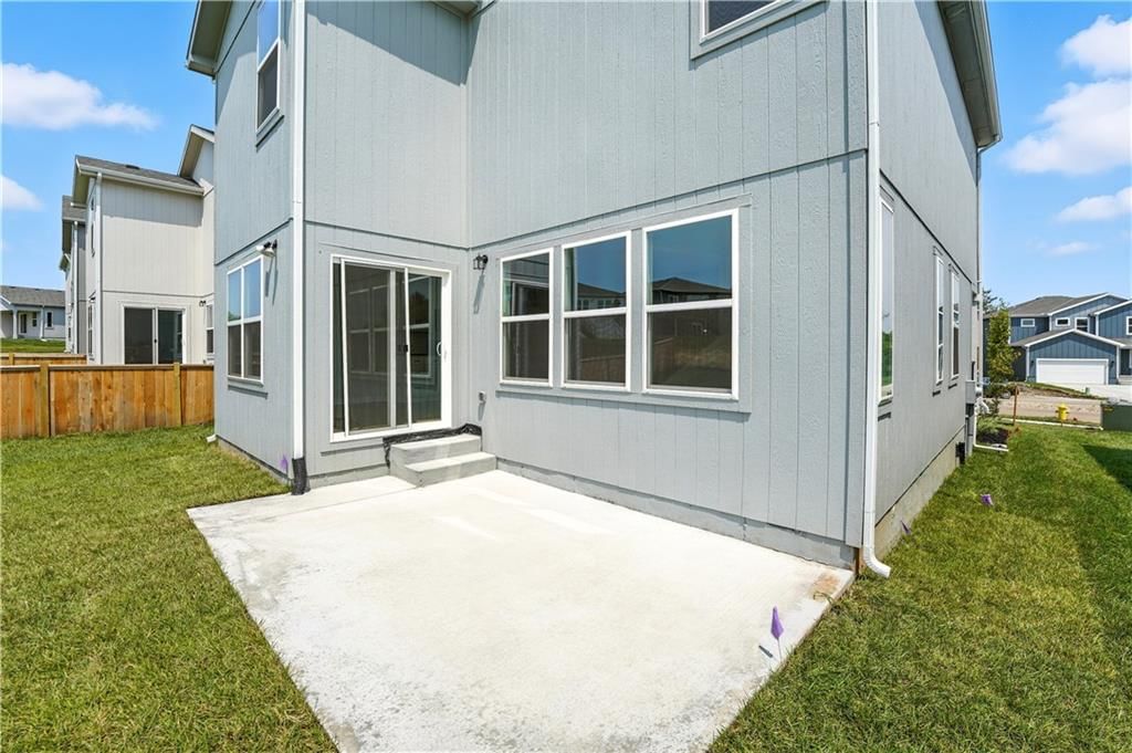 709 Glenn Circle — photo 35