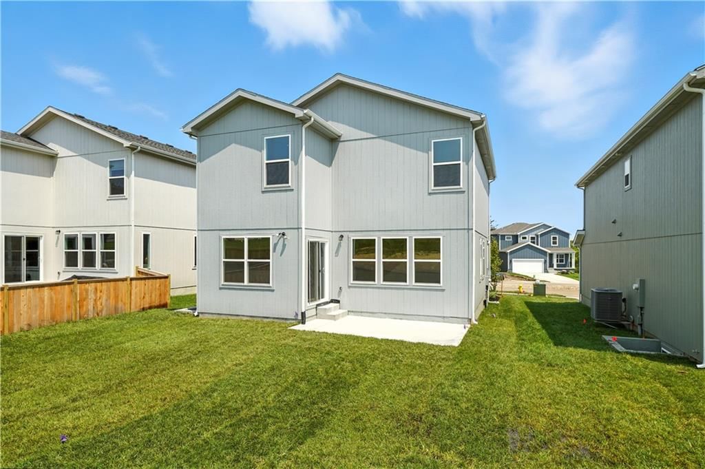 709 Glenn Circle — photo 36
